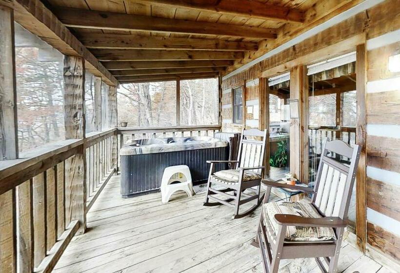 إستوديو قياسى, Misty View Cabin