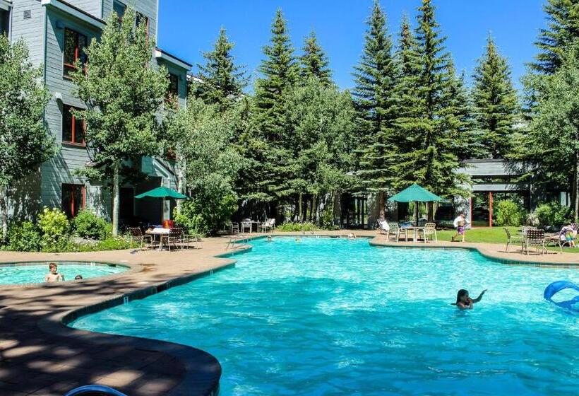 آپارتمان 2 خوابه, Ski In Ski Out Squaw Valley Lodge Slopeside Townhome