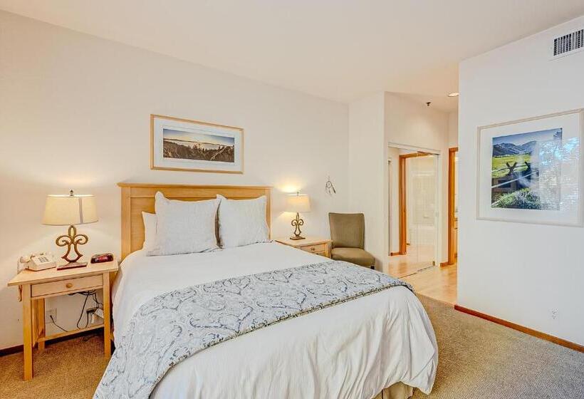 آپارتمان 2 خوابه, Ski In Ski Out Squaw Valley Lodge Slopeside Townhome