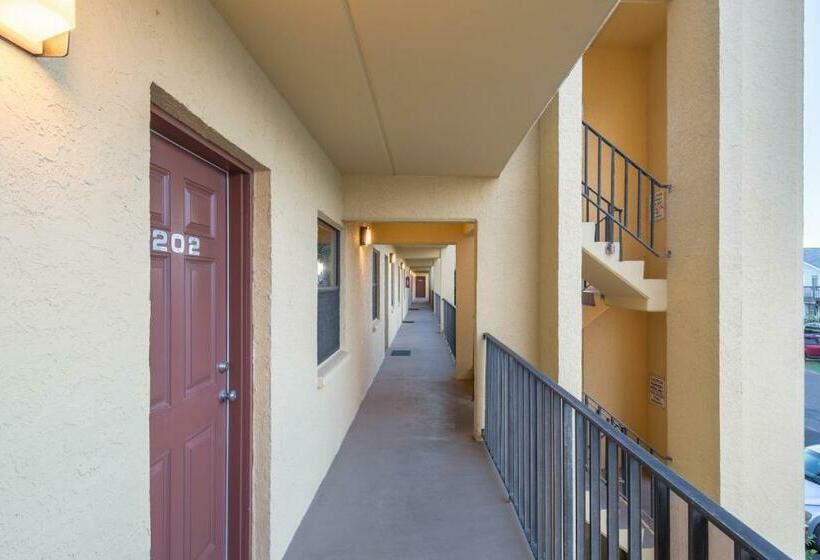 침실 2개 아파트, Ventura #202