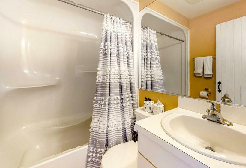 ２ベッドルームアパートメント, Hammock Hideaway