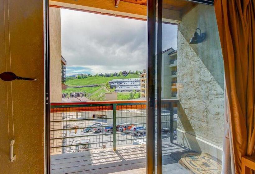 דירת חדר, Slopeside Paradise At Axtel