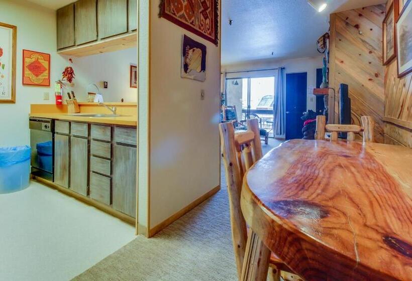 דירת חדר, Slopeside Paradise At Axtel