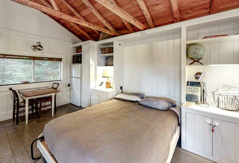 استودیوی استاندارد, Sprucewold Beach House