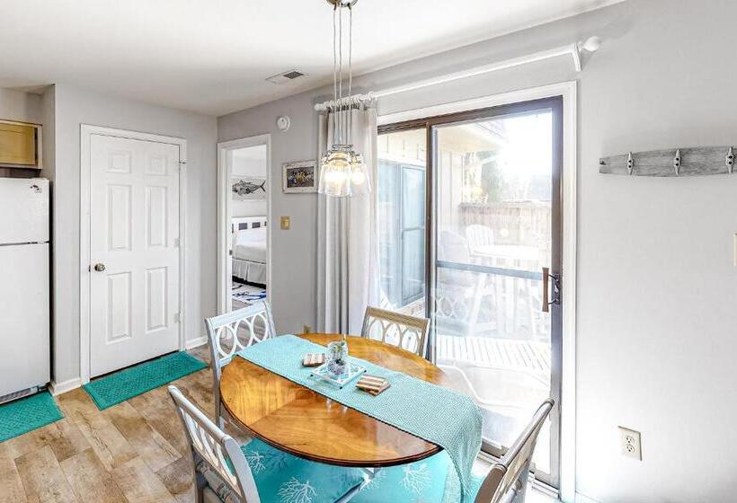 带2个卧室的公寓, Sandy Bottom Kh107