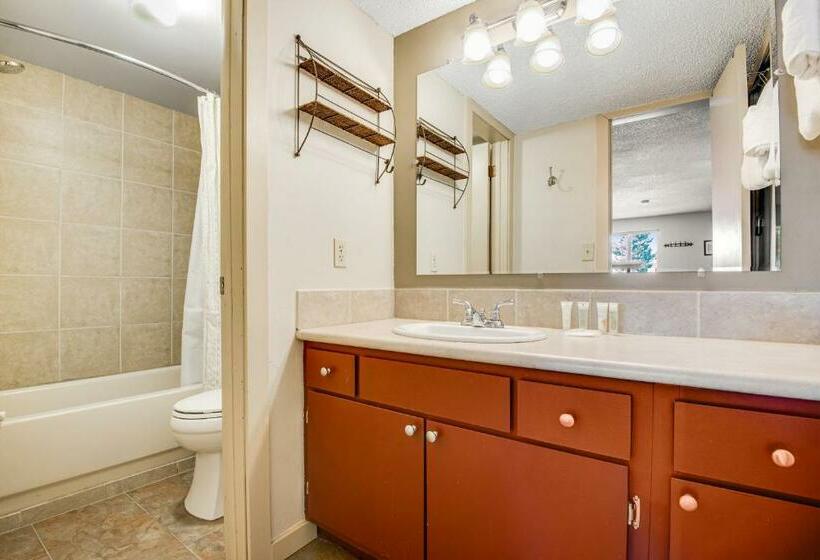 إستوديو قياسى, Stover S Outpost