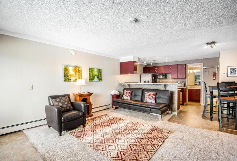 إستوديو قياسى, Stover S Outpost