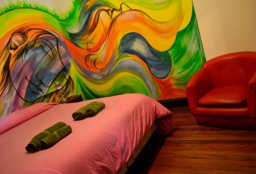 اتاق استاندارد با سرویس بهداشتی مشترک, Art Factory San Telmo
