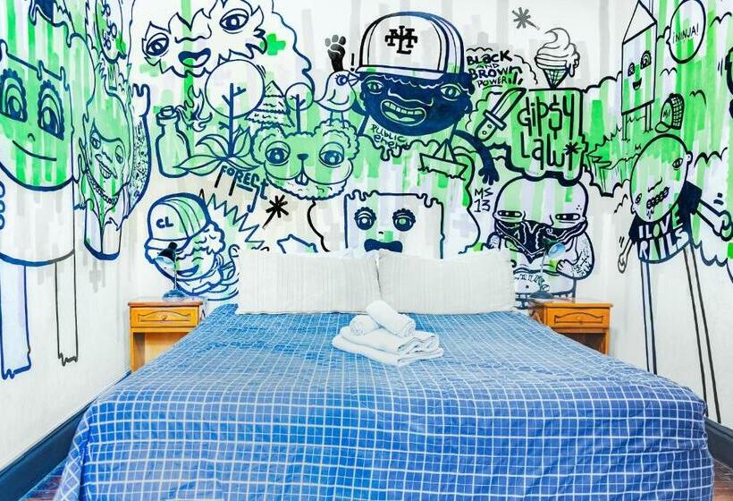 اتاق استاندارد با سرویس بهداشتی مشترک, Art Factory San Telmo