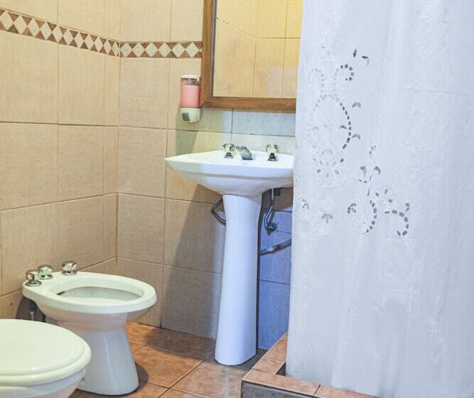 اتاق استاندارد با سرویس بهداشتی مشترک, Art Factory San Telmo