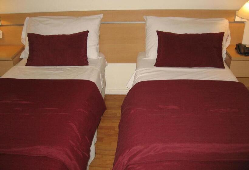 اتاق استاندارد سه نفره, Apart San Diego Recoleta