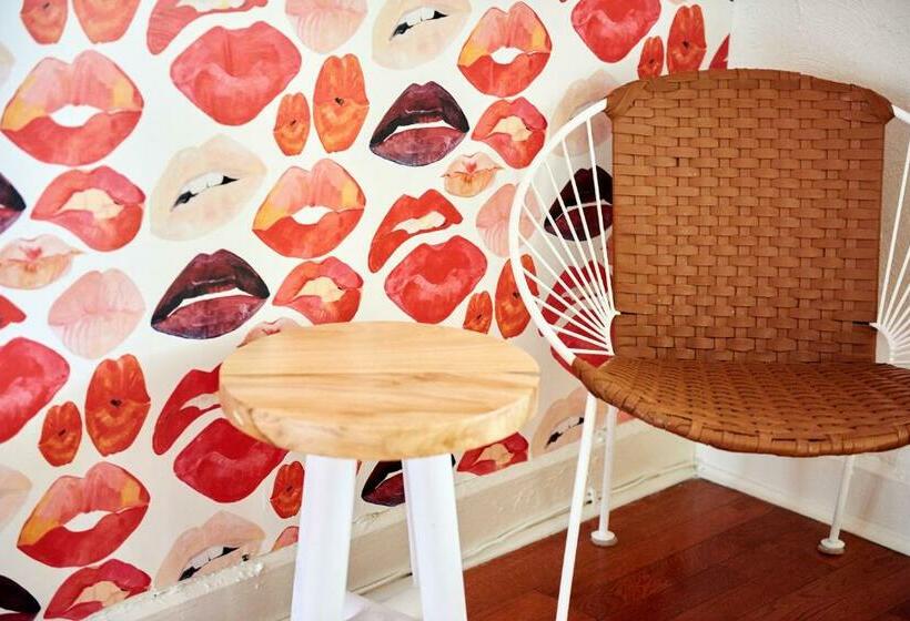 Номер Стандарт, Austin Motel