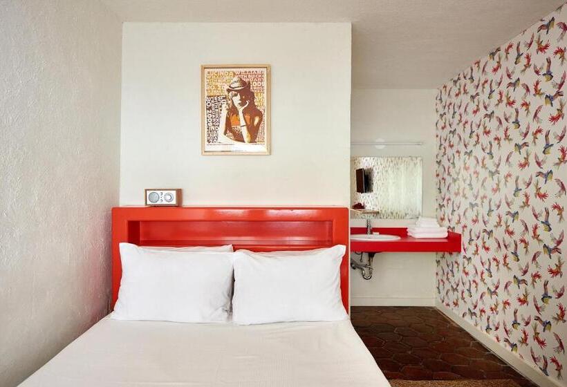 기본룸, Austin Motel