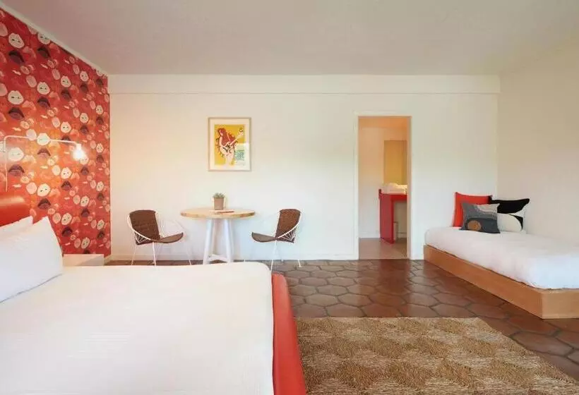 キングサイズベッドのデラックスルーム, Austin Motel