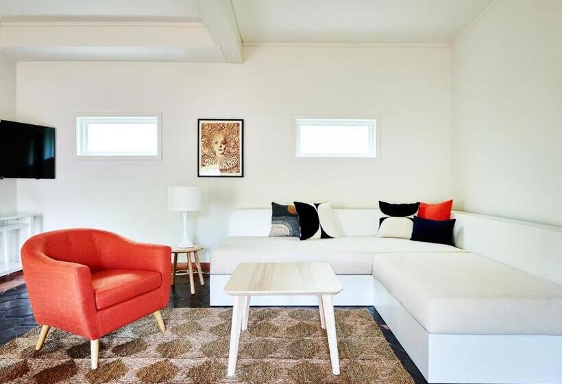 Люкс Deluxe Кровать Кинг, Austin Motel