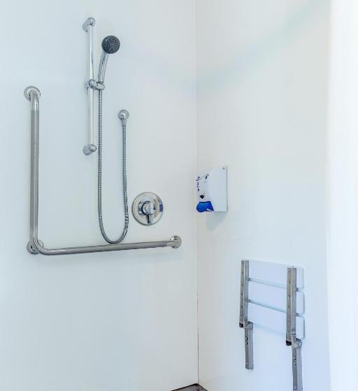 إستوديو قياسى, Cherylea Motel