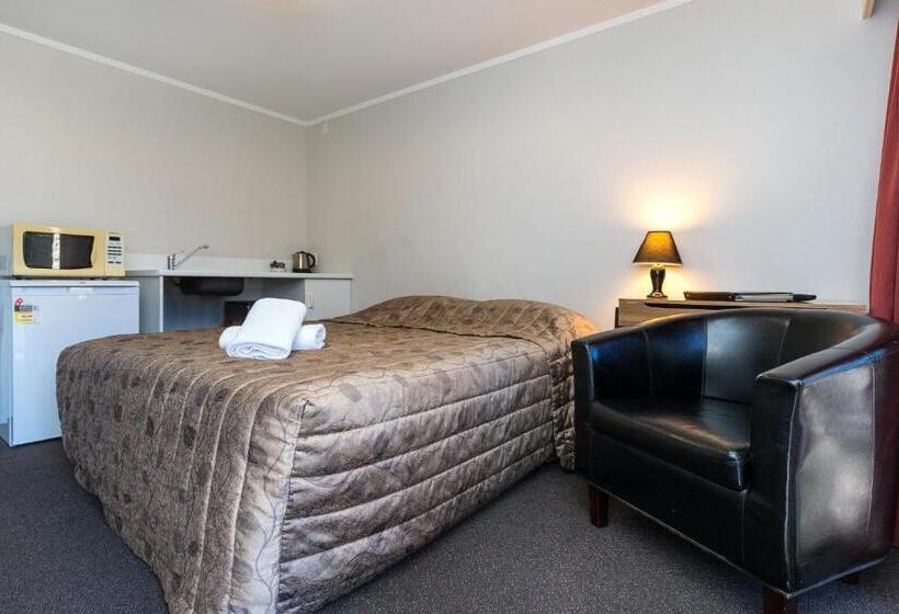 إستوديو قياسى, Cherylea Motel