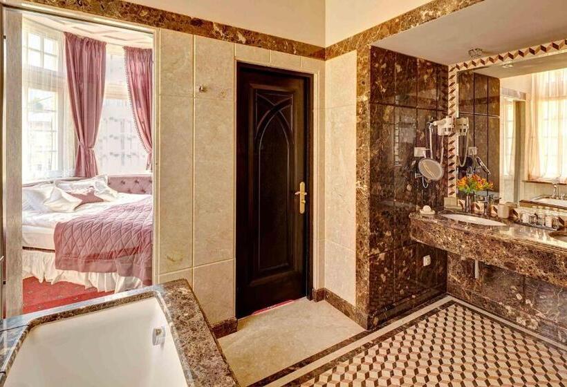 سوئیت پرزیدنت, Atlas Deluxe