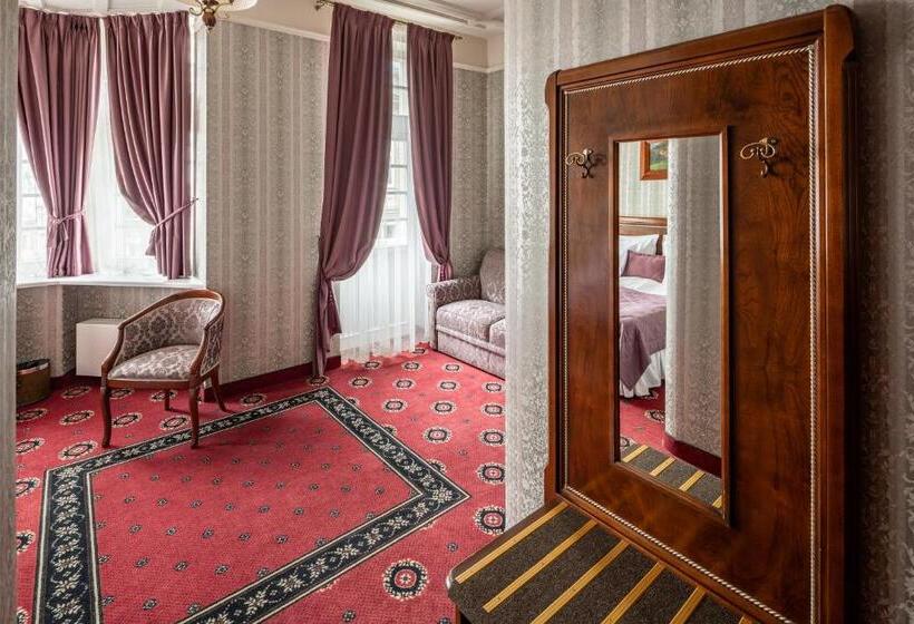 اتاق لوکس با بالکن, Atlas Deluxe