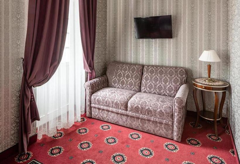 اتاق لوکس با بالکن, Atlas Deluxe