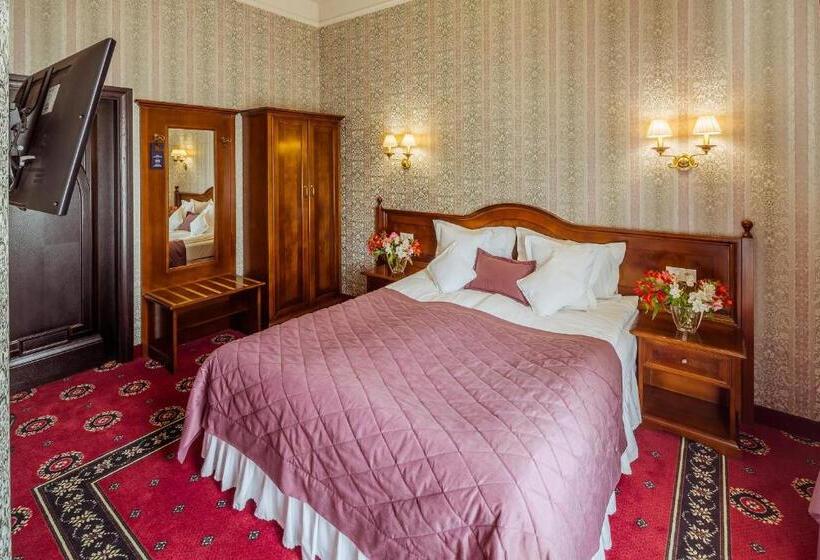 اتاق سوپریور با بالکن, Atlas Deluxe