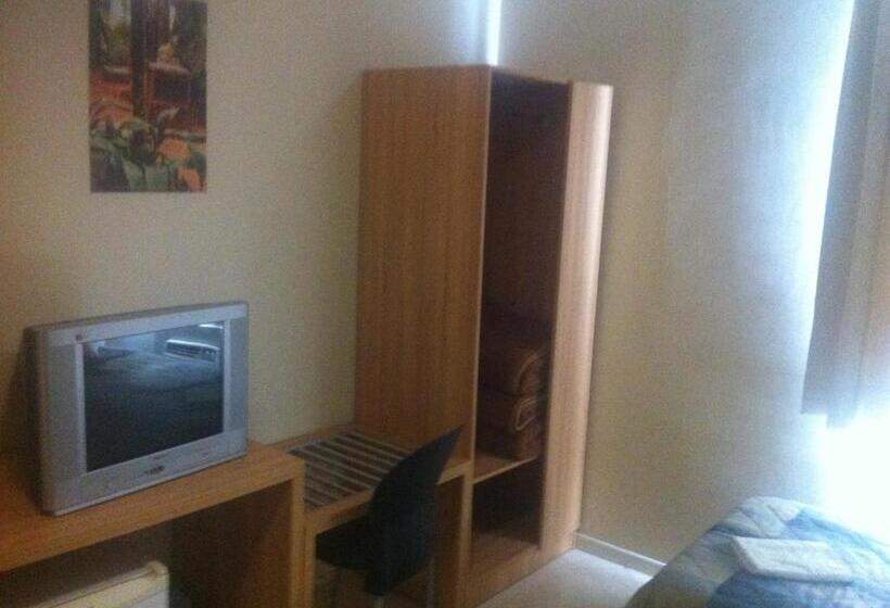 غرفة قياسية, Cha Mime