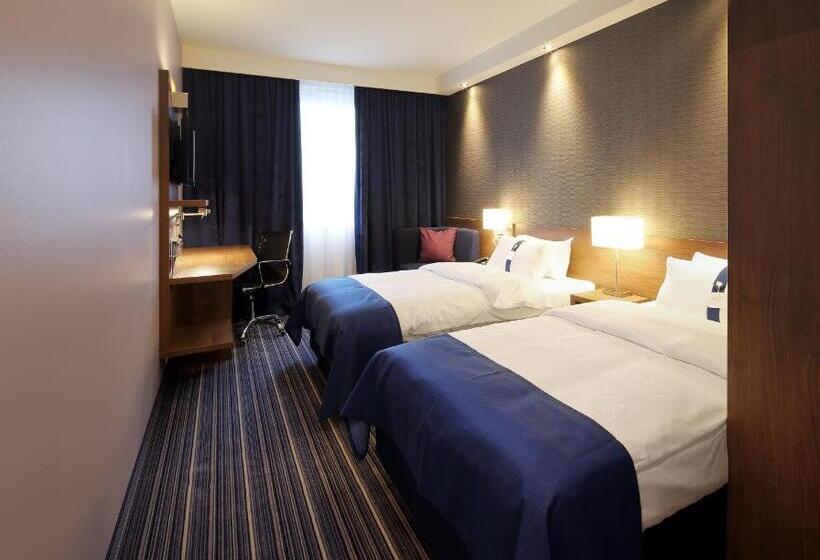 Номер Стандарт, Holiday Inn Express Friedrichshafen, An Ihg