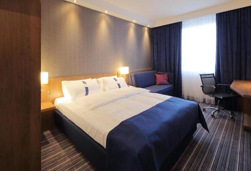 Номер Стандарт, Holiday Inn Express Friedrichshafen, An Ihg