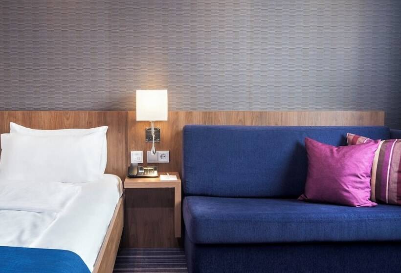 Номер Стандарт, Holiday Inn Express Friedrichshafen, An Ihg