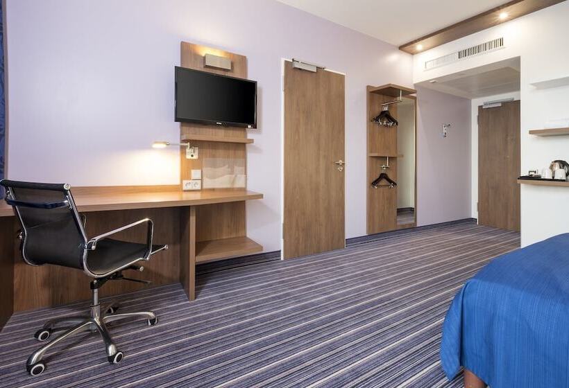 Номер Стандарт, Holiday Inn Express Friedrichshafen, An Ihg