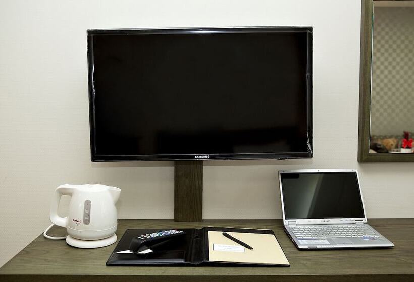 Quarto Familiar, Hu Incheon Airport