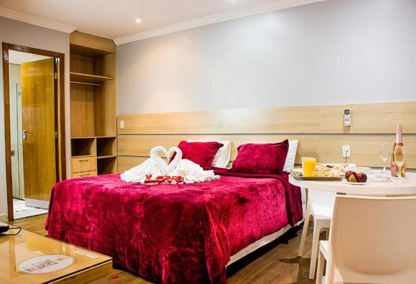 ロマンチックな部屋, Imperial Plaza