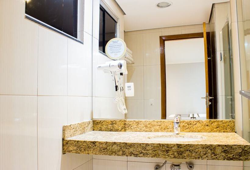 디럭스 트리플 룸, Imperial Plaza