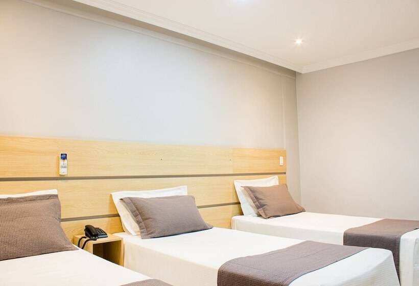 デラックストリプルルーム, Imperial Plaza