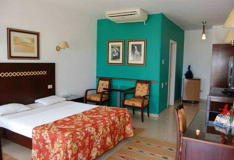 کلبه ییلاقی, Menaville Resort