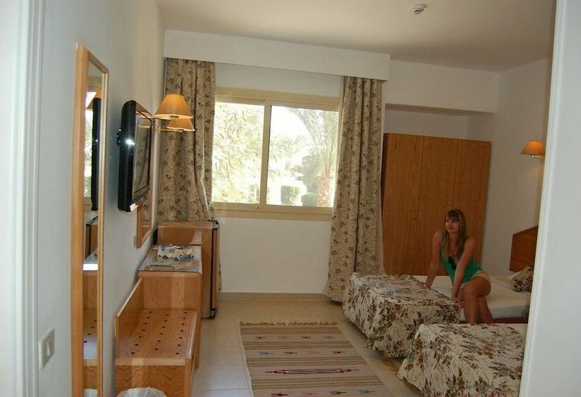 کلبه ییلاقی, Menaville Resort