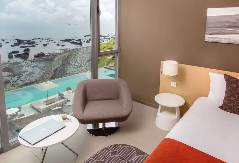 اتاق کلاس بیزنس, Noom Hotel Conakry