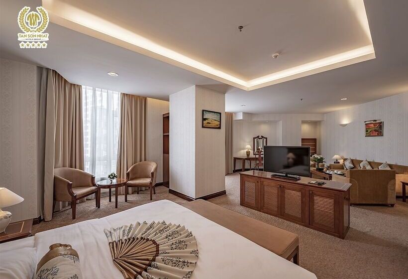 سوییت, Tan Son Nhat Saigon