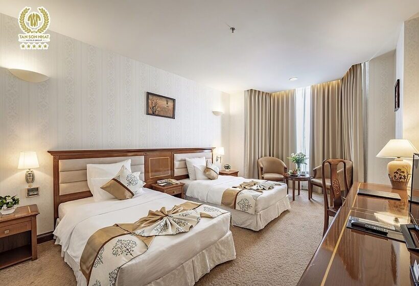 اتاق لوکس, Tan Son Nhat Saigon