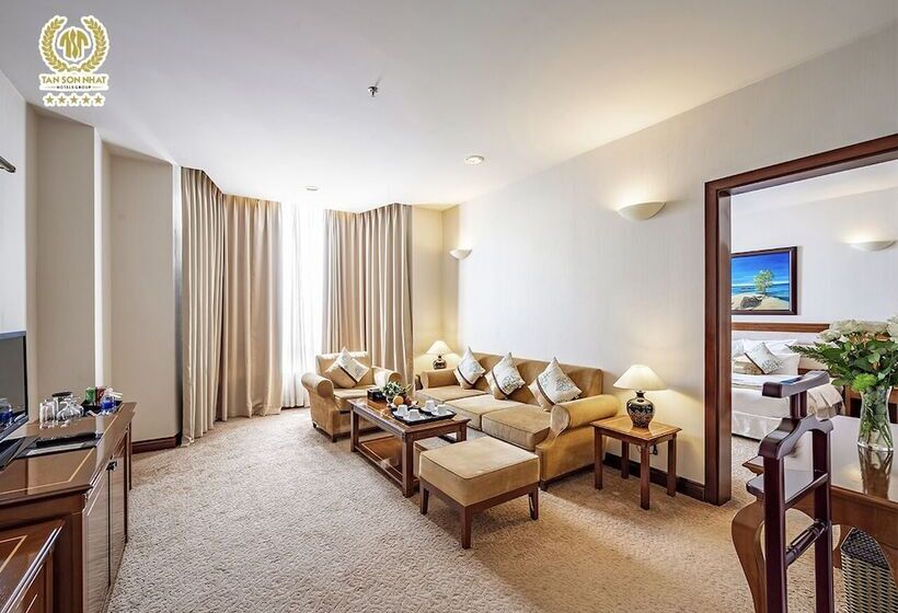 سوییت لوکس, Tan Son Nhat Saigon