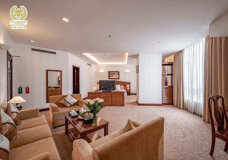 سوییت, Tan Son Nhat Saigon