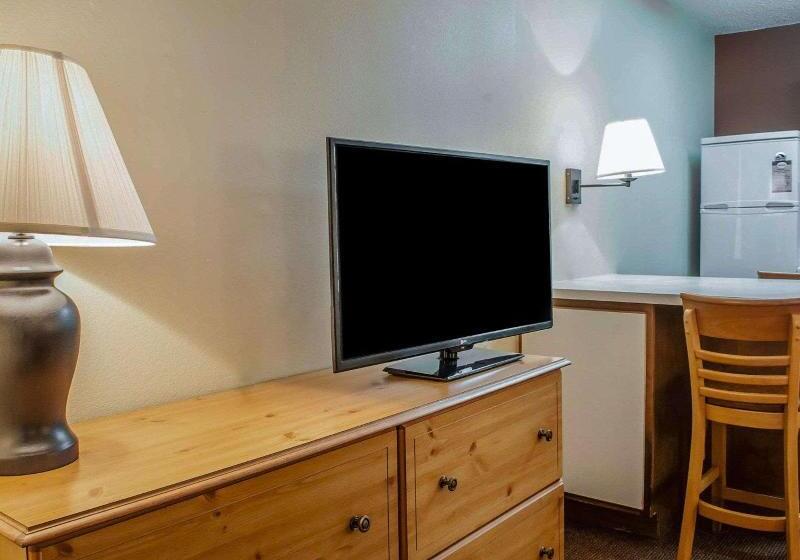 اتاق لوکس, Tan Son Nhat Saigon