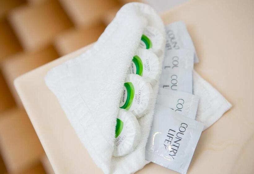 استودیو خانوادگی, Wilsonton Hotel Toowoomba