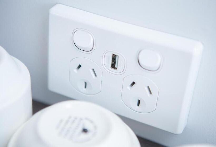 استودیو خانوادگی, Wilsonton Hotel Toowoomba