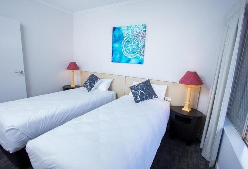 استودیو خانوادگی, Wilsonton Hotel Toowoomba