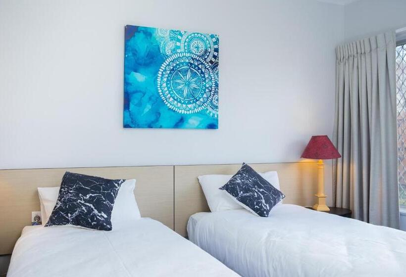 استودیو خانوادگی, Wilsonton Hotel Toowoomba