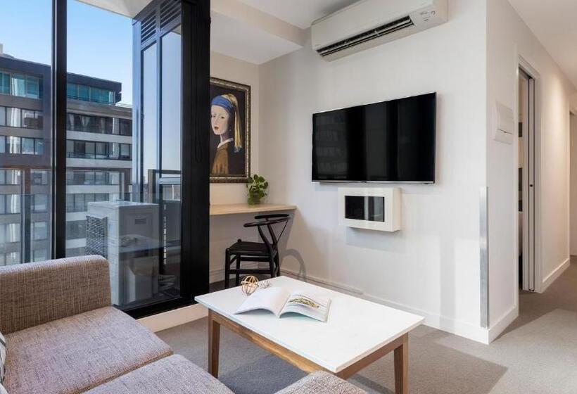 スタンダードスタジオ, Wrap On Southbank