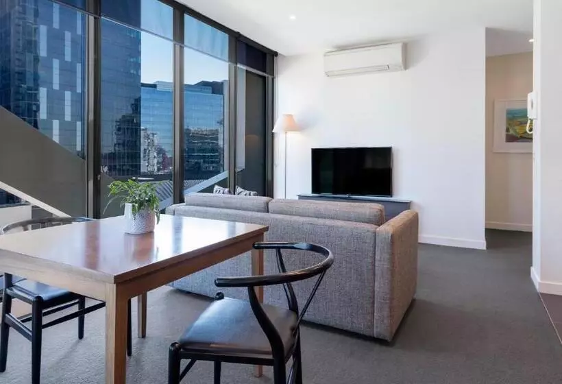 1 Bedroom Apartment City View, Wrap On Southbank