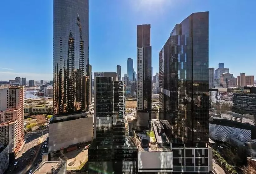 2 Bedrooms Apartment City View, Wrap On Southbank