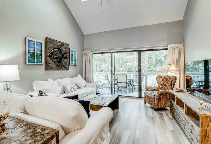 침실 2개 아파트, Colonnade Club 180